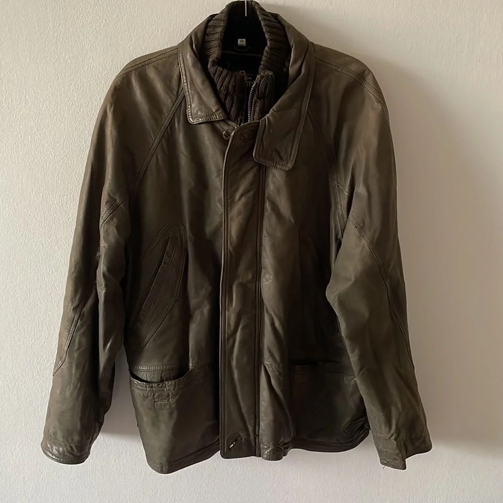 Thornton Bay Leather Jacket Size L/XL